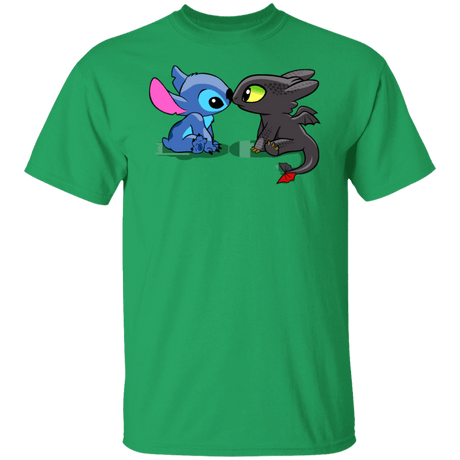 T-Shirts Irish Green / S Dragon and Alien Kiss T-Shirt