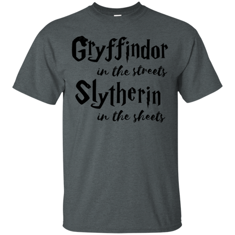 T-Shirts Dark Heather / Small Gryffindor Streets T-Shirt