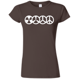 T-Shirts Dark Chocolate / S War and Peace Junior Slimmer-Fit T-Shirt