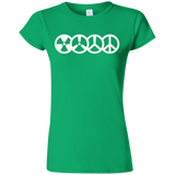 T-Shirts Irish Green / S War and Peace Junior Slimmer-Fit T-Shirt