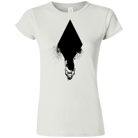 T-Shirts White / S Alien Junior Slimmer-Fit T-Shirt