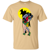 T-Shirts Vegas Gold / Small Batkiss Signal T-Shirt