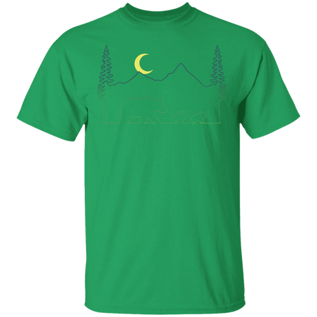 T-Shirts Irish Green / S Bear Cub Line Art T-Shirt