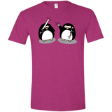 T-Shirts Antique Heliconia / S Cute Ninja Penguins Men's Semi-Fitted Softstyle