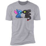 T-Shirts Heather Grey / S Dragon and Alien Kiss Men's Premium T-Shirt