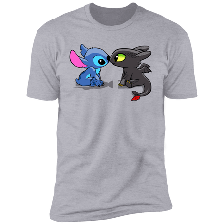 T-Shirts Heather Grey / S Dragon and Alien Kiss Men's Premium T-Shirt