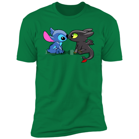 T-Shirts Kelly Green / S Dragon and Alien Kiss Men's Premium T-Shirt