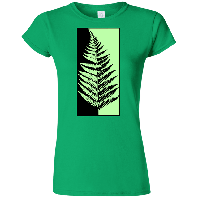 T-Shirts Irish Green / S Fern Press Junior Slimmer-Fit T-Shirt