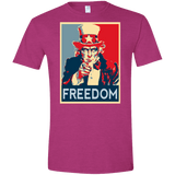 T-Shirts Antique Heliconia / S Freedom Men's Semi-Fitted Softstyle