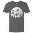 T-Shirts Heavy Metal / X-Small Full Moon over London Men's Premium V-Neck