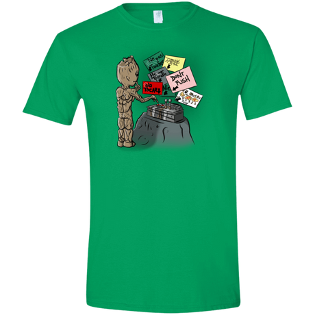 T-Shirts Irish Green / S Groot No Touch Men's Semi-Fitted Softstyle