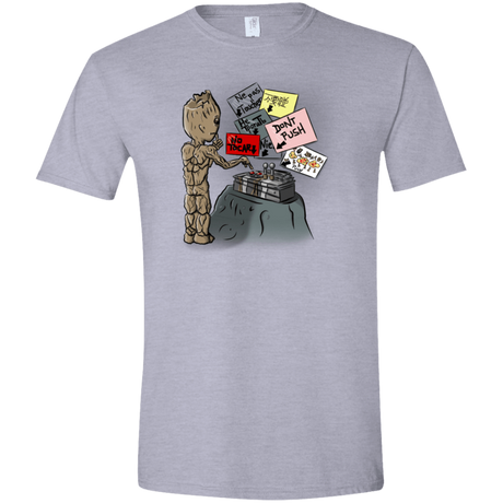 T-Shirts Sport Grey / X-Small Groot No Touch Men's Semi-Fitted Softstyle