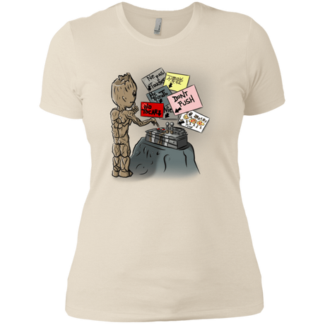 T-Shirts Ivory/ / X-Small Groot No Touch Women's Premium T-Shirt