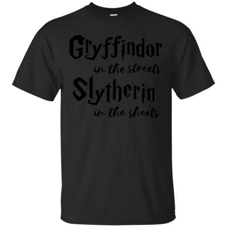 T-Shirts Black / Small Gryffindor Streets T-Shirt