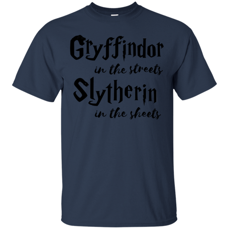 T-Shirts Navy / Small Gryffindor Streets T-Shirt
