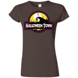 T-Shirts Dark Chocolate / S Halloween Town Junior Slimmer-Fit T-Shirt