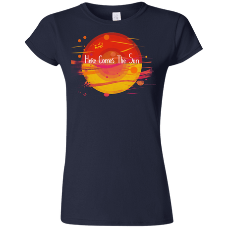 T-Shirts Navy / S Here Comes The Sun (1) Junior Slimmer-Fit T-Shirt