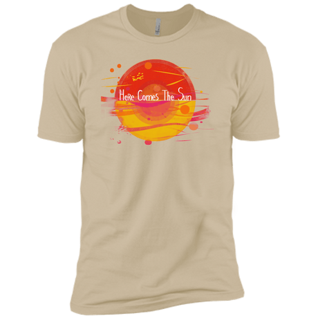T-Shirts Sand / X-Small Here Comes The Sun (1) Men's Premium T-Shirt