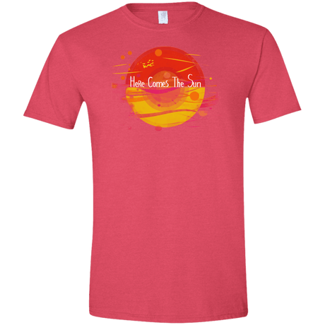 T-Shirts Heather Red / S Here Comes The Sun (1) Men's Semi-Fitted Softstyle