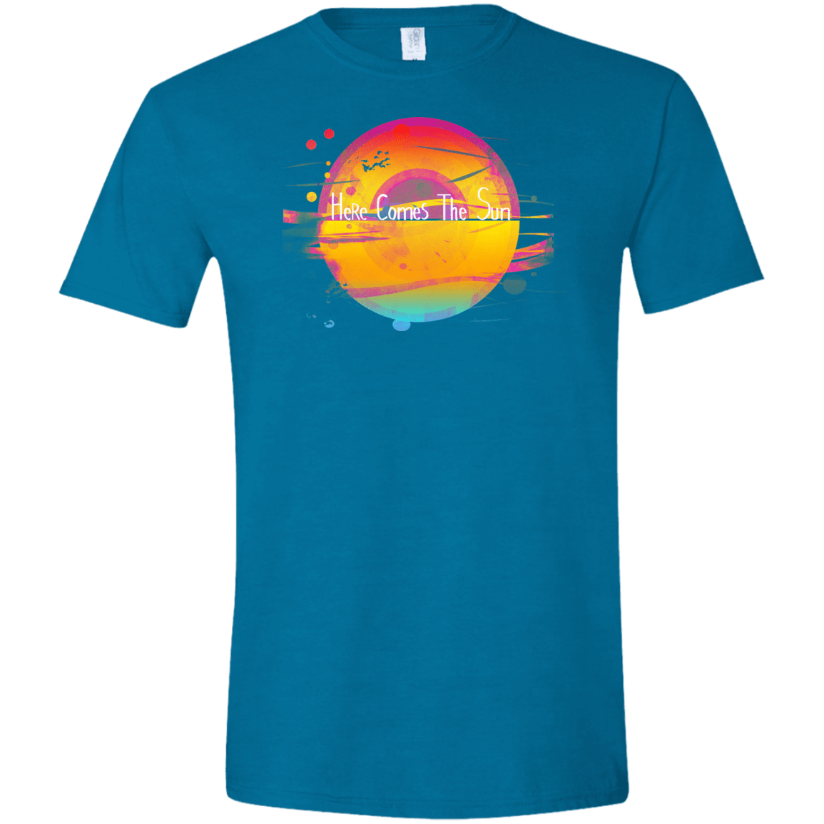 T-Shirts Antique Sapphire / S Here Comes The Sun (2) Men's Semi-Fitted Softstyle