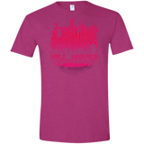 T-Shirts Antique Heliconia / S Hill House Silhouette Men's Semi-Fitted Softstyle