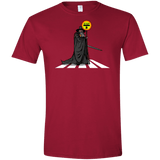 T-Shirts Cardinal Red / S Hobbit Crossing Men's Semi-Fitted Softstyle