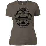 T-Shirts Warm Grey / X-Small Hunters Circuit Women's Premium T-Shirt