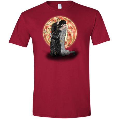 T-Shirts Cardinal Red / S Kiss Jon and Dany Men's Semi-Fitted Softstyle