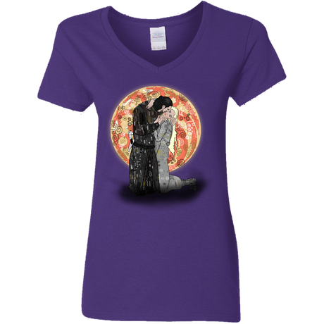 T-Shirts Purple / S Kiss Jon and Dany Women's V-Neck T-Shirt