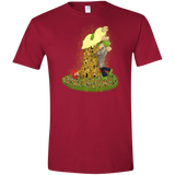 T-Shirts Cardinal Red / S Kiss of Muppets Men's Semi-Fitted Softstyle