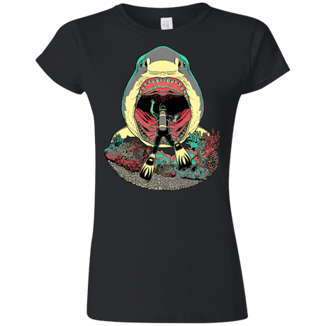 T-Shirts Black / S Megalodoom Junior Slimmer-Fit T-Shirt