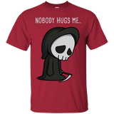 T-Shirts Cardinal / S Nobody Hugs Me T-Shirt