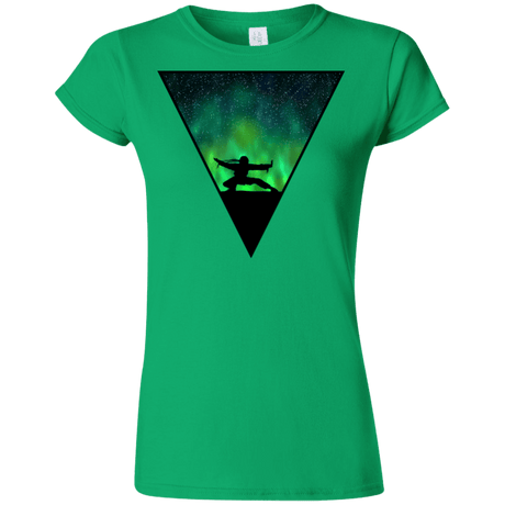 T-Shirts Irish Green / S Northern Lights Pose Junior Slimmer-Fit T-Shirt
