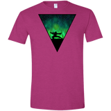 T-Shirts Antique Heliconia / S Northern Lights Pose Men's Semi-Fitted Softstyle