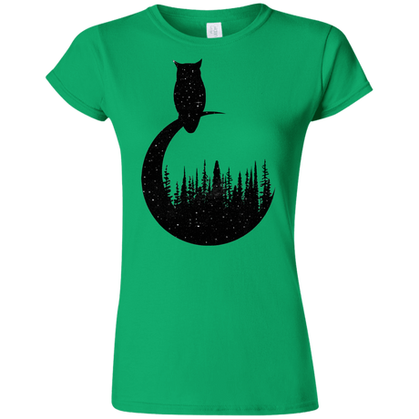 T-Shirts Irish Green / S Perched Owl Junior Slimmer-Fit T-Shirt