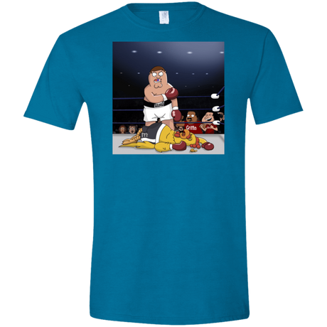 T-Shirts Antique Sapphire / S Peter vs Giant Chicken Men's Semi-Fitted Softstyle