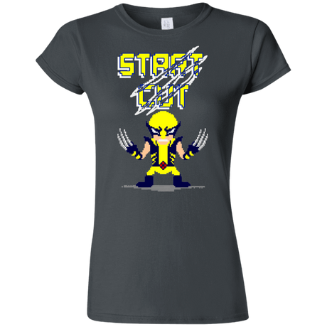 T-Shirts Charcoal / S Pixel Wolf Junior Slimmer-Fit T-Shirt