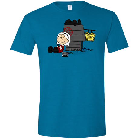 T-Shirts Antique Sapphire / S Sabrina Brown Men's Semi-Fitted Softstyle