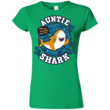 T-Shirts Irish Green / S Shark Family Trazo - Auntie Junior Slimmer-Fit T-Shirt