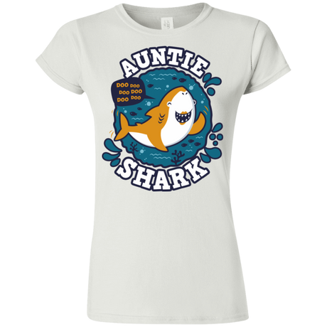 T-Shirts White / S Shark Family Trazo - Auntie Junior Slimmer-Fit T-Shirt