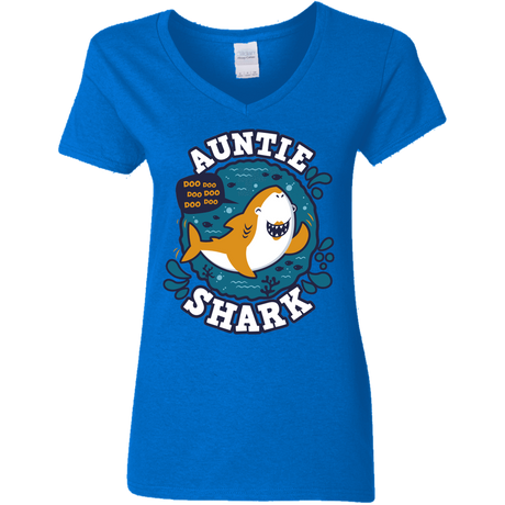 T-Shirts Royal / S Shark Family Trazo - Auntie Women's V-Neck T-Shirt