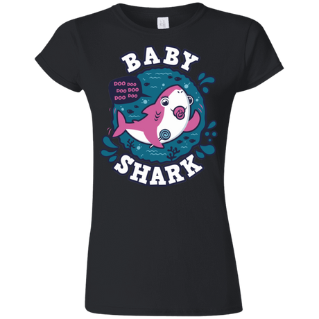 T-Shirts Black / S Shark Family trazo - Baby Girl chupete Junior Slimmer-Fit T-Shirt