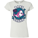 T-Shirts White / S Shark Family trazo - Baby Girl chupete Junior Slimmer-Fit T-Shirt