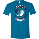 T-Shirts Antique Sapphire / S Shark Family trazo - Daddy Men's Semi-Fitted Softstyle