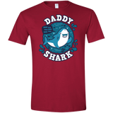 T-Shirts Cardinal Red / S Shark Family trazo - Daddy Men's Semi-Fitted Softstyle