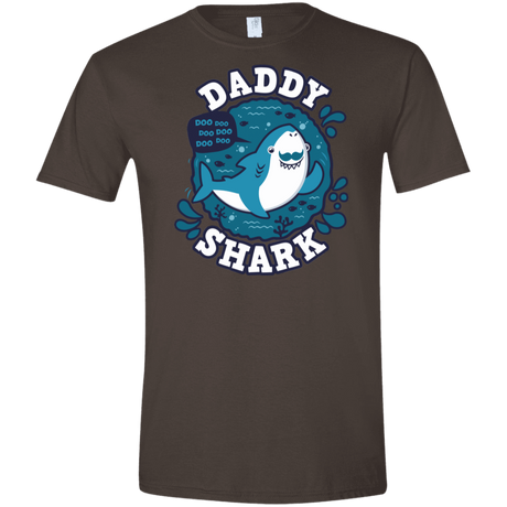 T-Shirts Dark Chocolate / S Shark Family trazo - Daddy Men's Semi-Fitted Softstyle