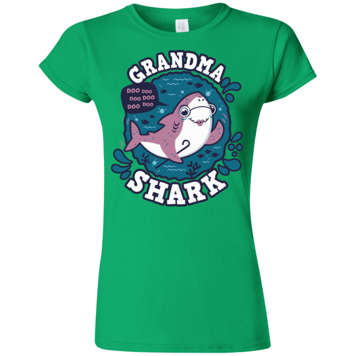 T-Shirts Irish Green / S Shark Family trazo - Grandma Junior Slimmer-Fit T-Shirt