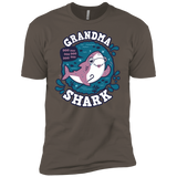 T-Shirts Warm Grey / X-Small Shark Family trazo - Grandma Men's Premium T-Shirt
