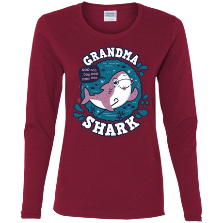 T-Shirts Cardinal / S Shark Family trazo - Grandma Women's Long Sleeve T-Shirt