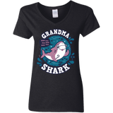 T-Shirts Black / S Shark Family trazo - Grandma Women's V-Neck T-Shirt